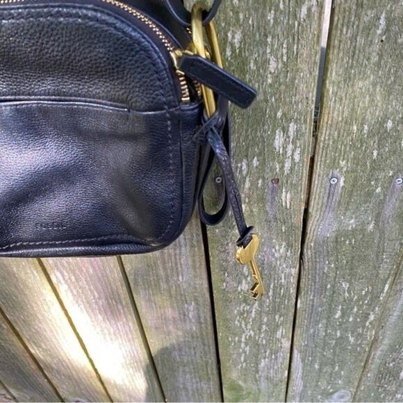 Fossil Elle Crossbody Bag Black with White Cheetah Print Cow Hide - Picture 8 of 12